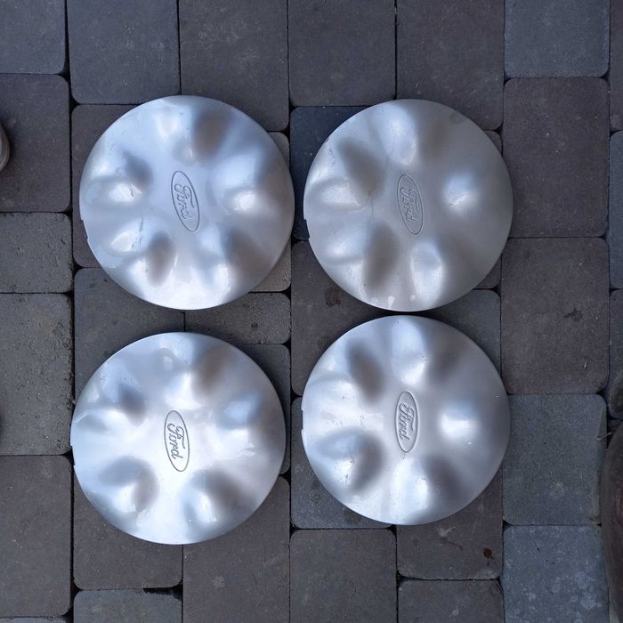 Колпаки на діски Ford transit