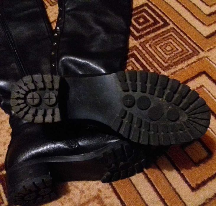 Сапоги (ботфоры) кожаные в отличном состоянии