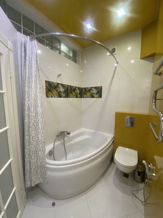 СРОЧНО! Сдам КРАСИВУЮ 2хк квартиру Леонтовича, ЦЕНТР, парк Шевченко