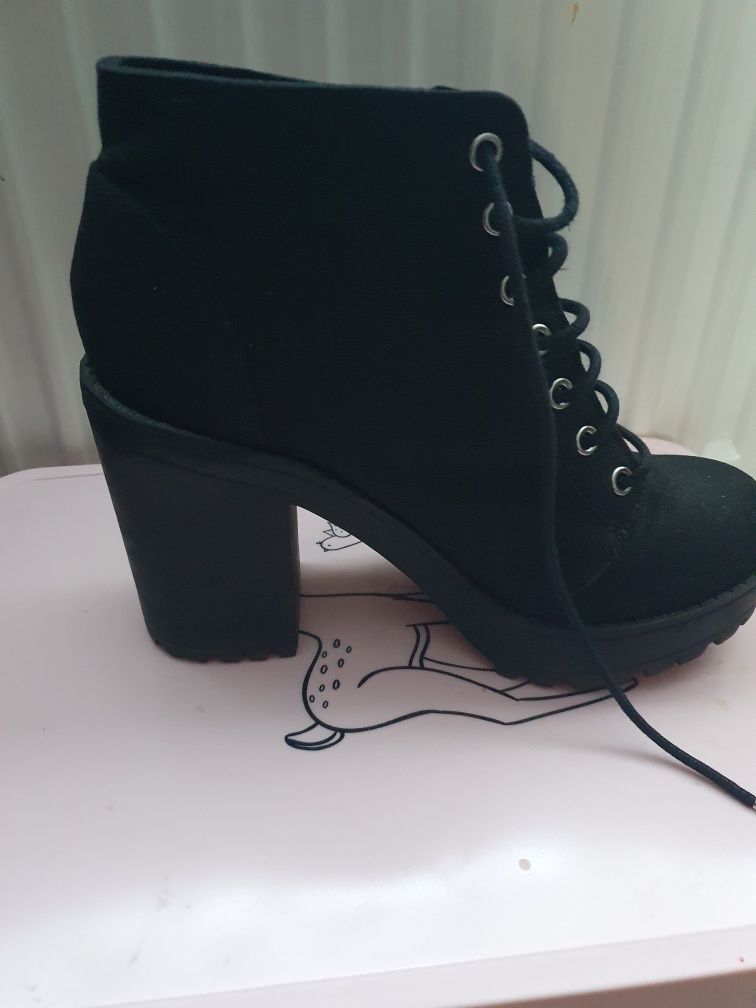 Buty botki na platformie H&M rozmiar 37