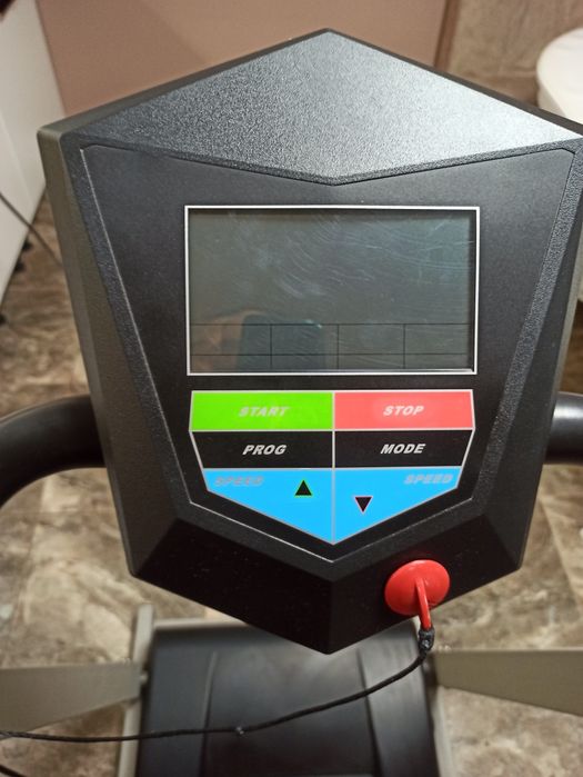 Бігова доріжка електрична FITNESS MARK