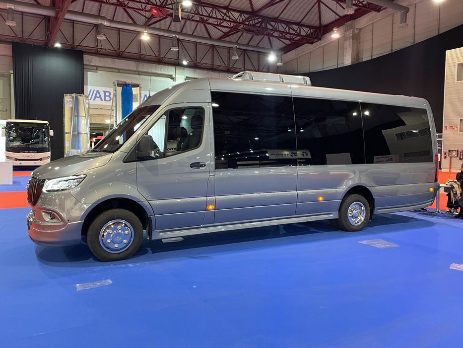 Mercedes Benz Sprinter 519