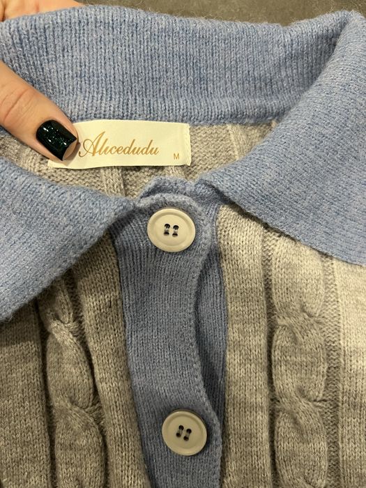 Стильне поло в сірому кольорі