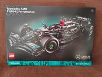 Lego Technic Mercedes AMG F1 W14 E Performance 42171 NOVO