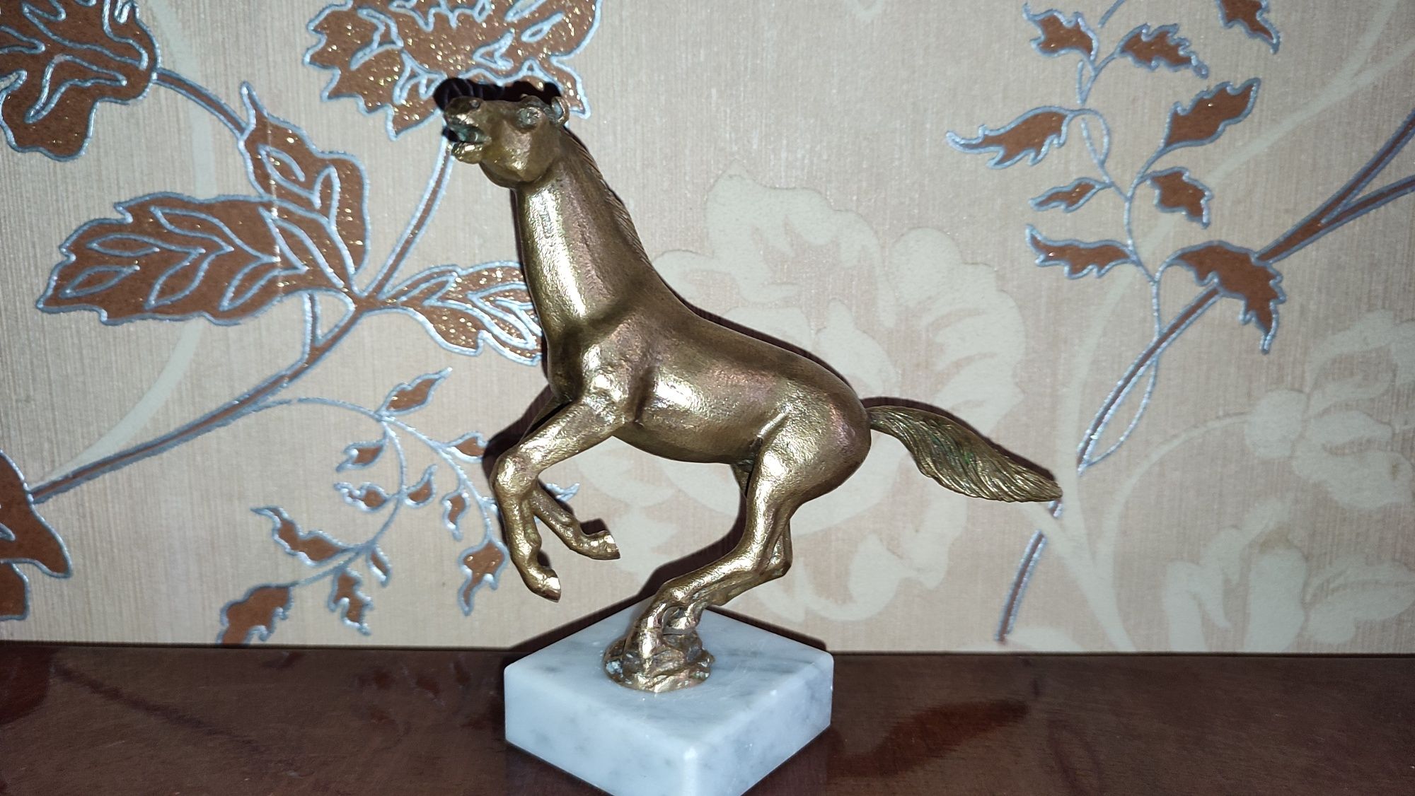статуетка "Лошадь".бронза