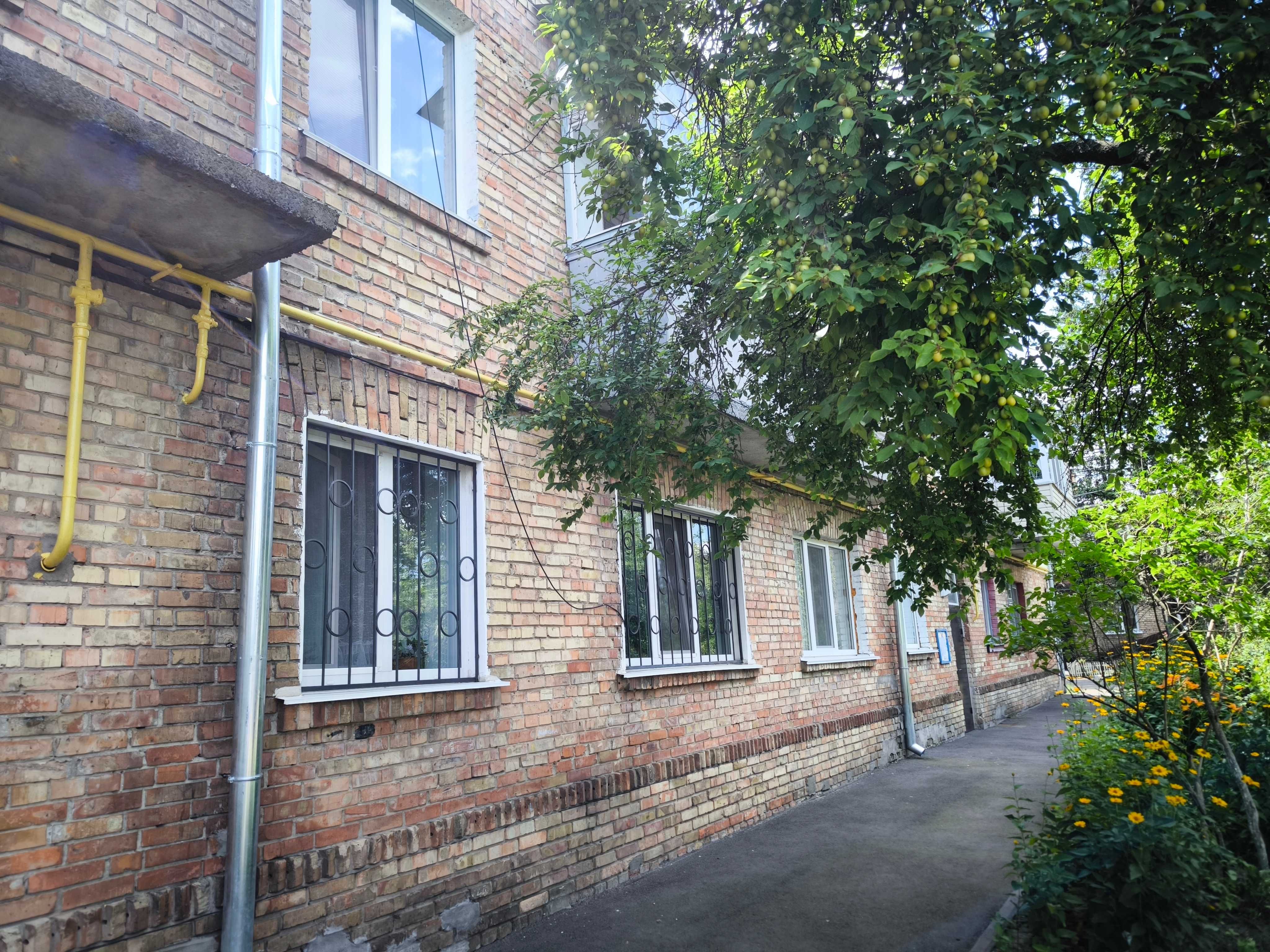 Продам 3к-КВАРТИРУ з гаражем в центральній частині Ірпеня