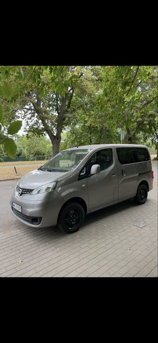 Nissan nv200 evalia
