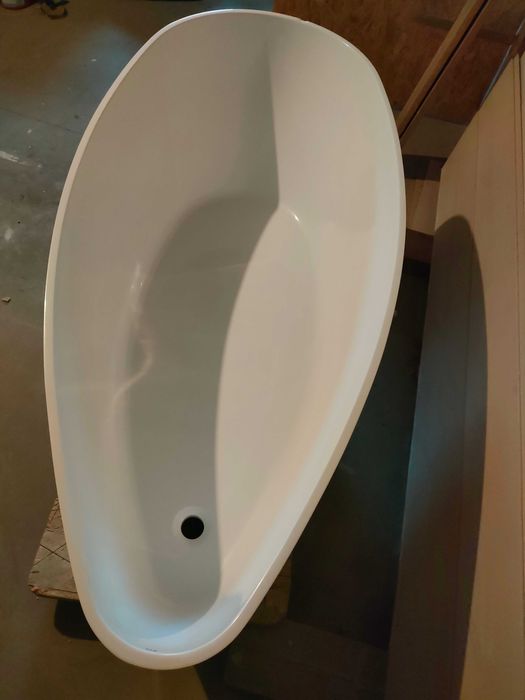 Wanna IÖ Tromso
Wanna wolnostojąca owalna IQ Tromso