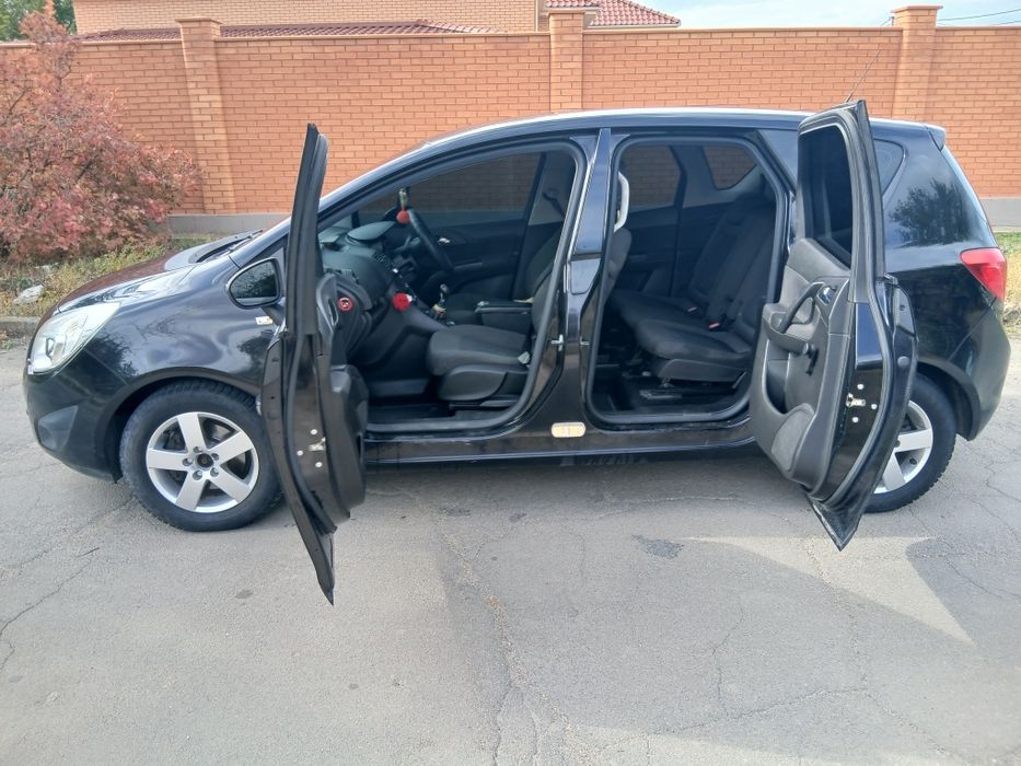 Продам Опель Меріва