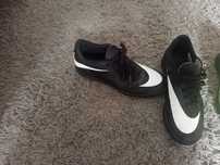 Halówki Nike 38,5