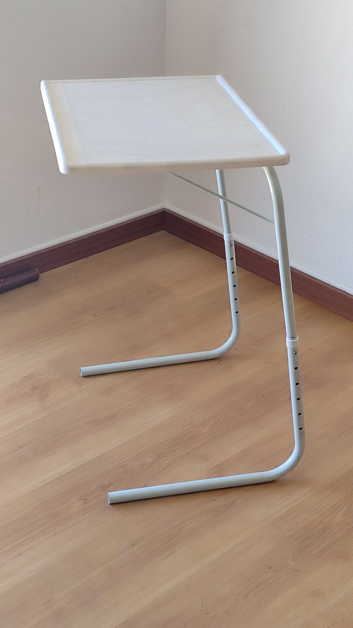 Mesa de apoio de sofá ou cama