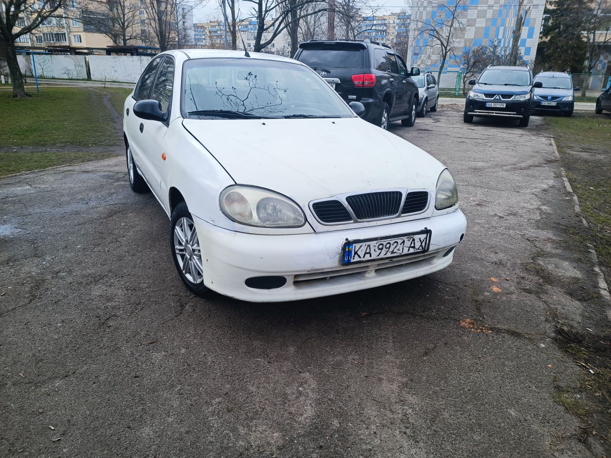 Lanos 2004 року 15