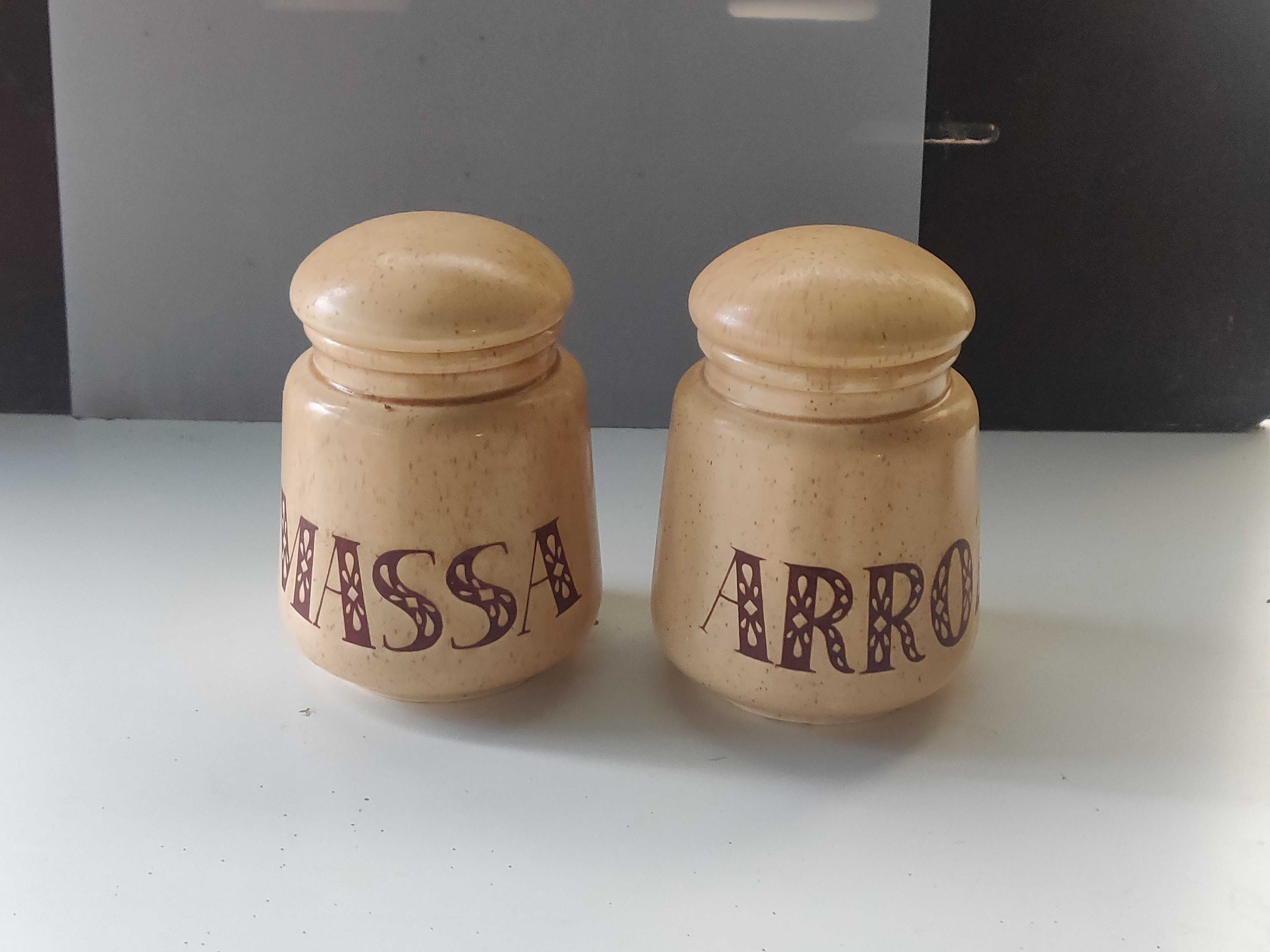 Potes para guardar arroz/massa