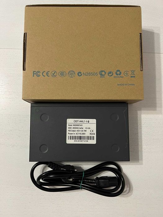 Комутатор з PoE Commax CIOT-H4L2! Гарний стан!