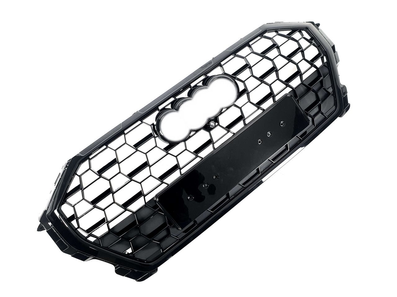 Решетка радиатора Full Black (в стиле RSQ3) на AUDI Q3 83A 2018-2023