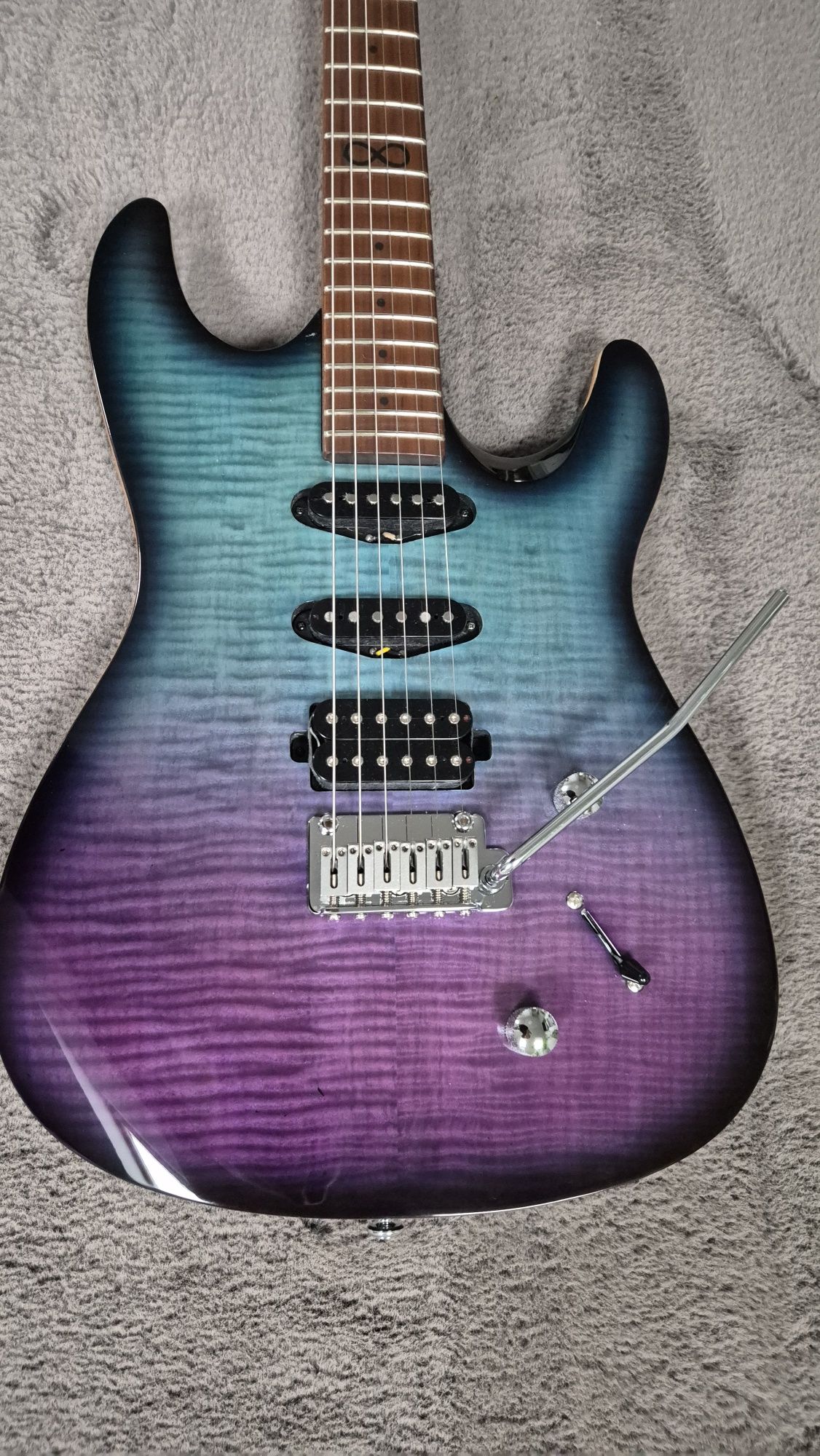 Chapman ML1 hybrid gitara elektryczna