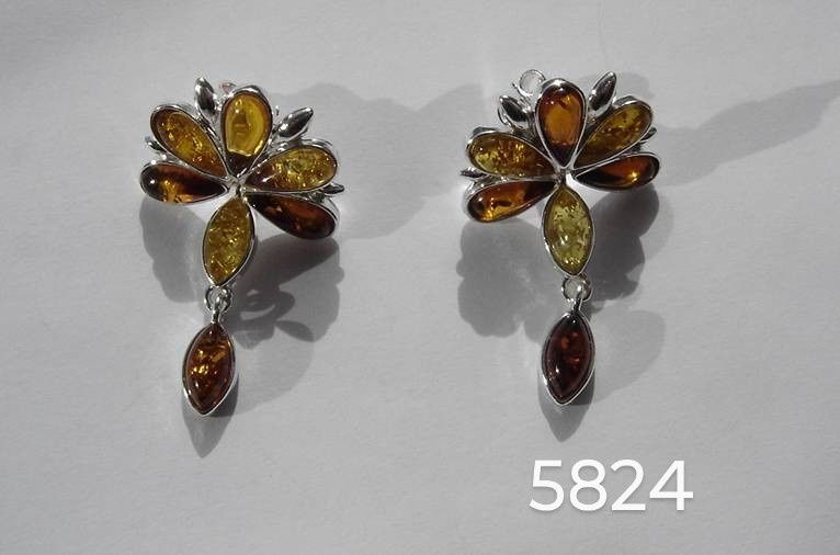 Kolczyki srebrne z bursztynem