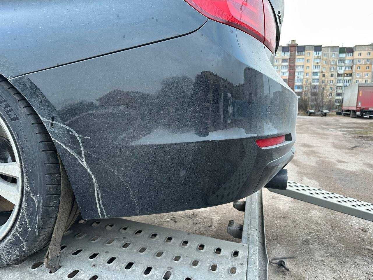 Продам задній бампер,задні ліхтарікомплект  бмв F30 335I