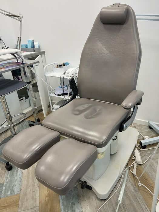 Fotele elektryczne do pedicure, sprawne