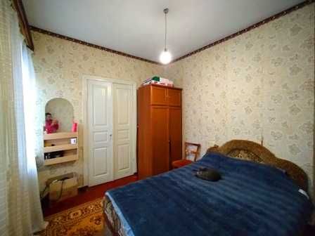 Будинок Золотоноша район 6 школа