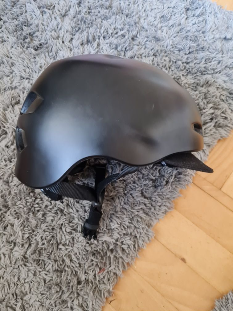 Kask XS S Bern MFG Zip Mold rowerowy rolki zimowy uniwersalny czarny