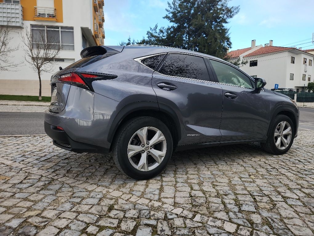 Lexus NX300h Híbrido Executive+