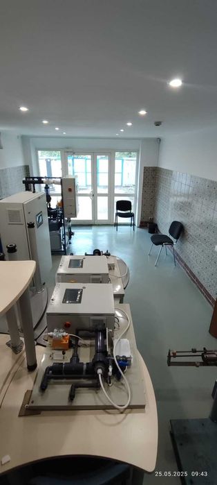 Продаж двох будинків 900 та 300 кв.м., фасад. Бортничі, Переяславська