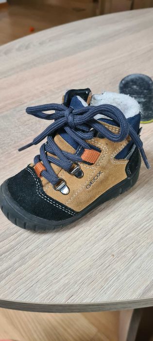 Geox buty dziecięce zimowe rozmiar 20