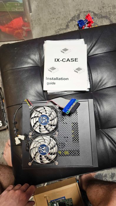 Chieftec microITX IX-CASE + ASUS H110I PLUS 2xLAN + Celeron