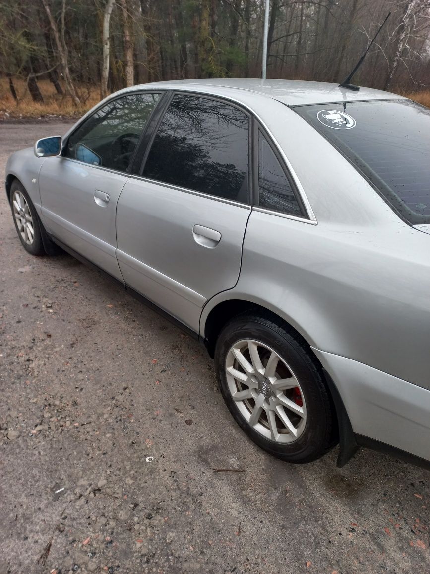 ПРОДАМ Audi A4В5 Sline