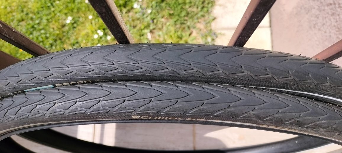 Opony Schwalbe Racer 28x1.35