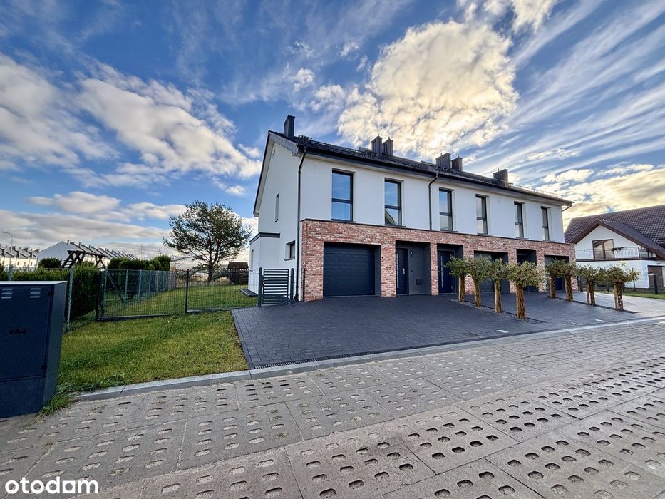 Przestronny dom w Rumi, ul. Leszczynowa