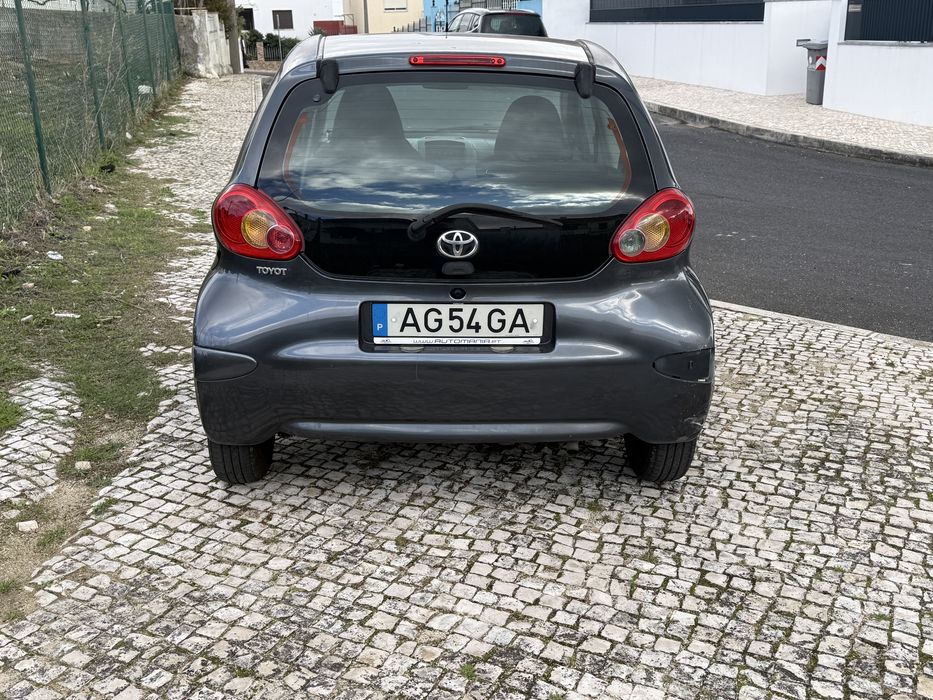 Toyota Aygo 1.0 com Ar Condicionado