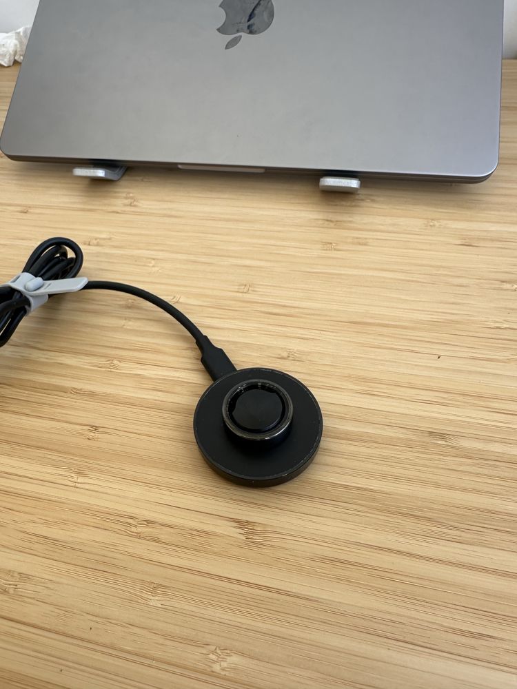 Oura ring 3 fintess tracker