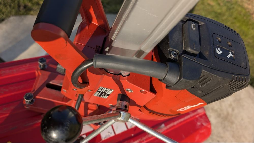 Алмазна установка hilti dd120 .алмазная дрель