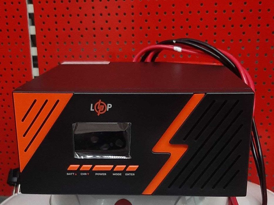 Зярядная станція ДБЖ LPM-PSW-1500VA/1050Вт 12/220V Logicpower