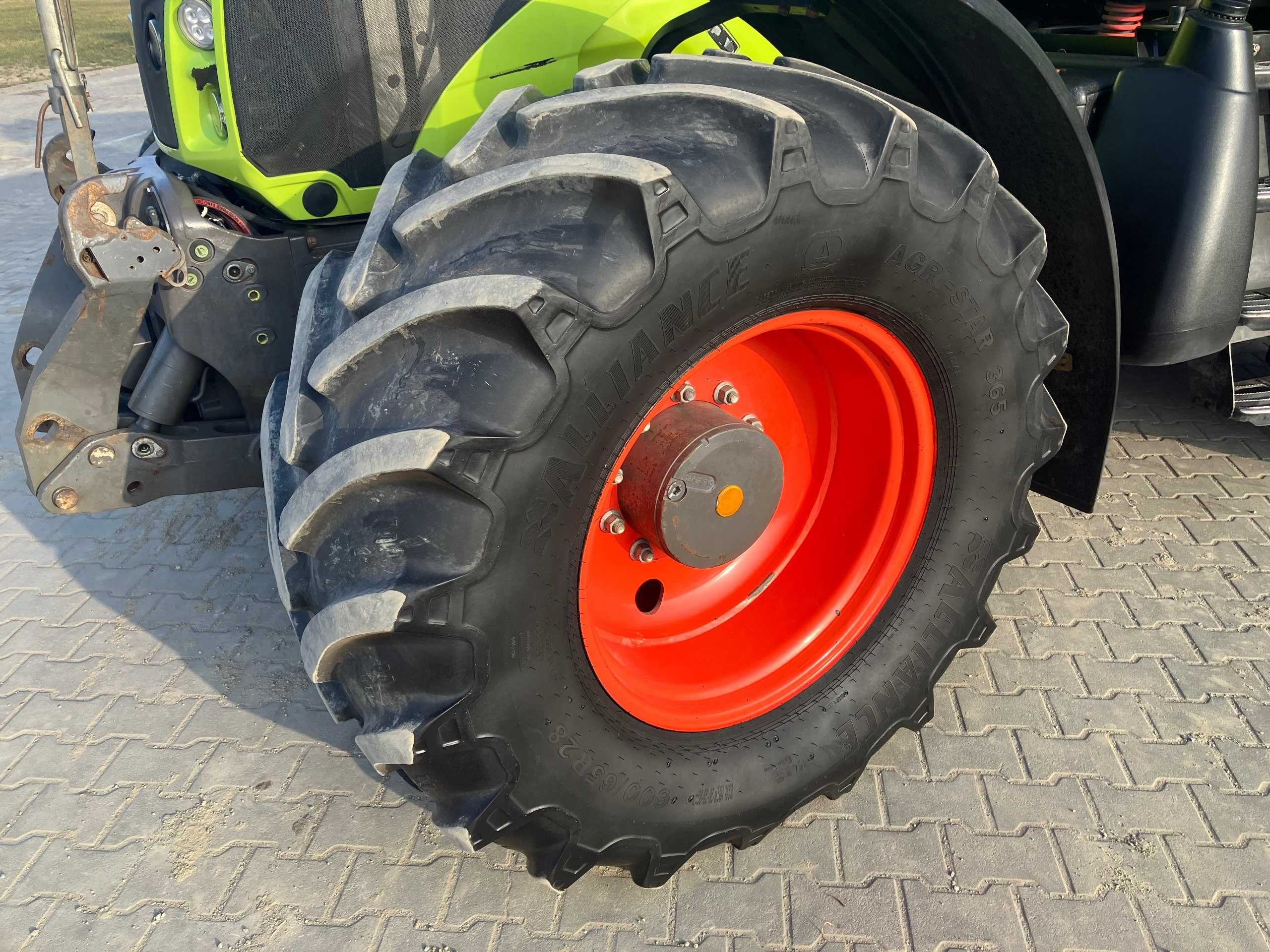Трактор Claas Axion 840 2012 рік , наробіток 8264 мото/год