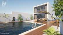 Moradia de Luxo junto à Praia, com Piscina Aquecida Privada