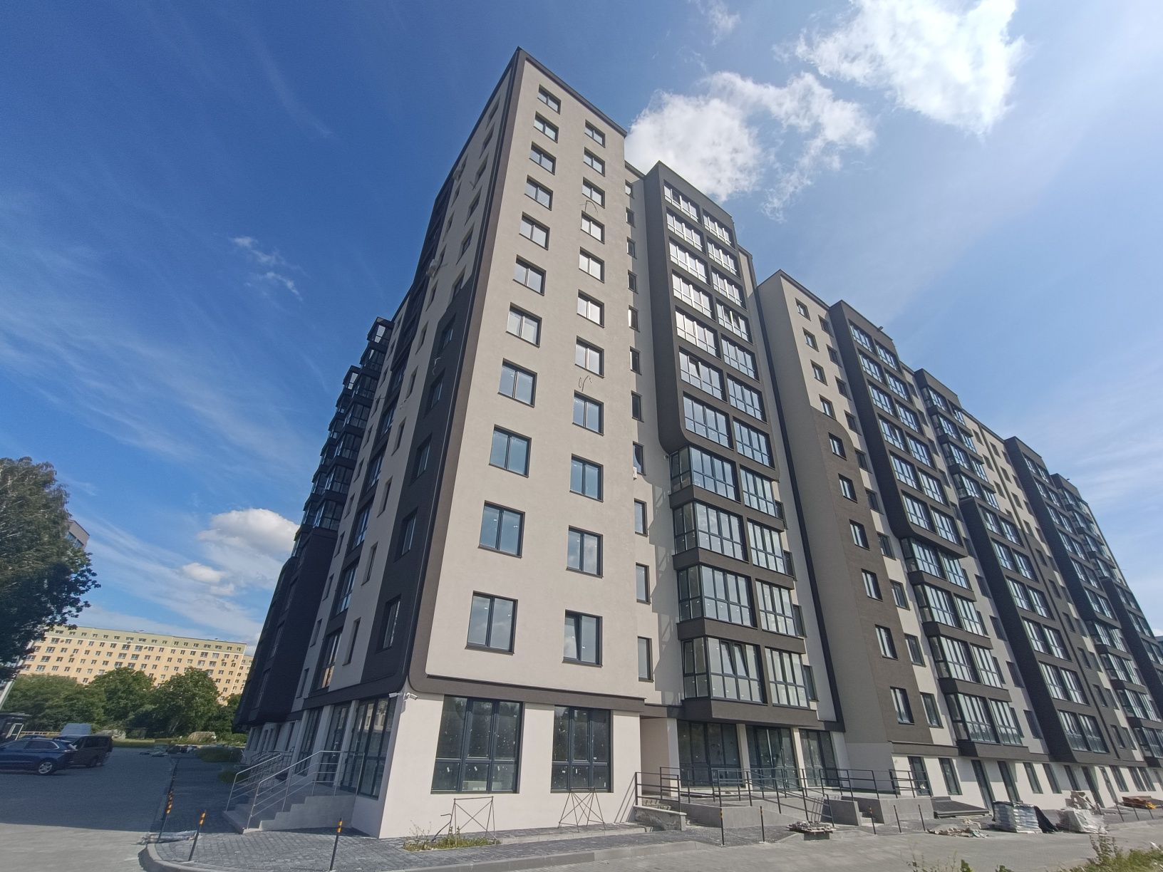 Без комісії Продаж 2-кім кв-ри по вул. Роксоляни ( Левандівка) новобуд