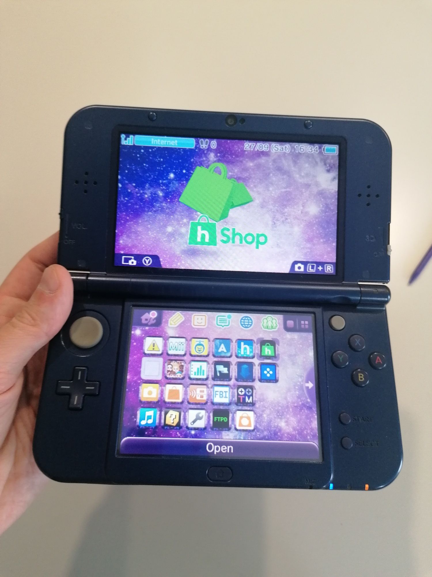 Nintendo New3DS XL Galaxy 32GB Homebrew