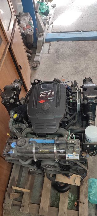 silnik mercruiser 5.0 MPI