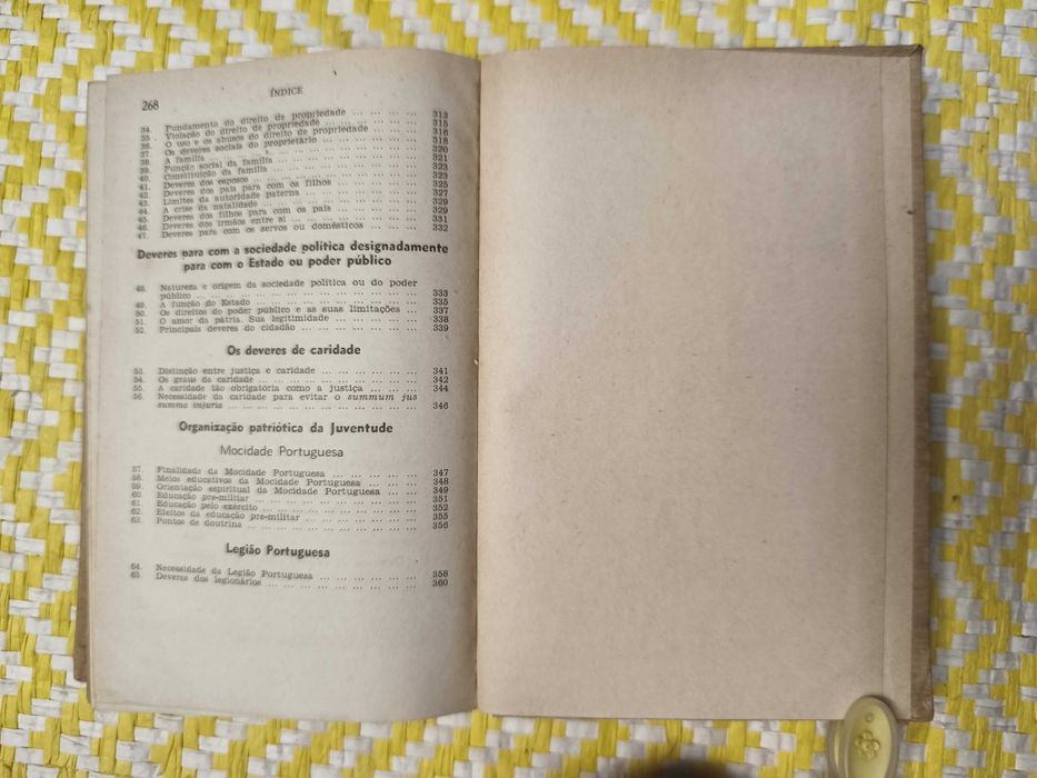 Compêndio de Educação Moral e Cívica – 
José de Almeida Correia, Dr.