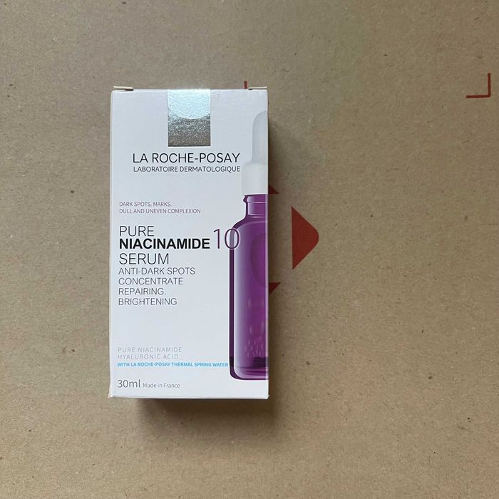 La Roche-Posay Niacinamiden 10 Сконцентрована сироватка пр знебарвлень