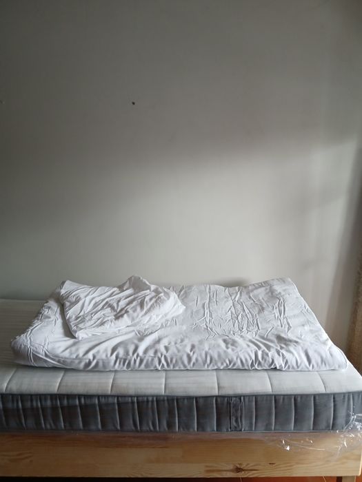 Vendo Cama Solteiro Sommier + Colchão 90x200