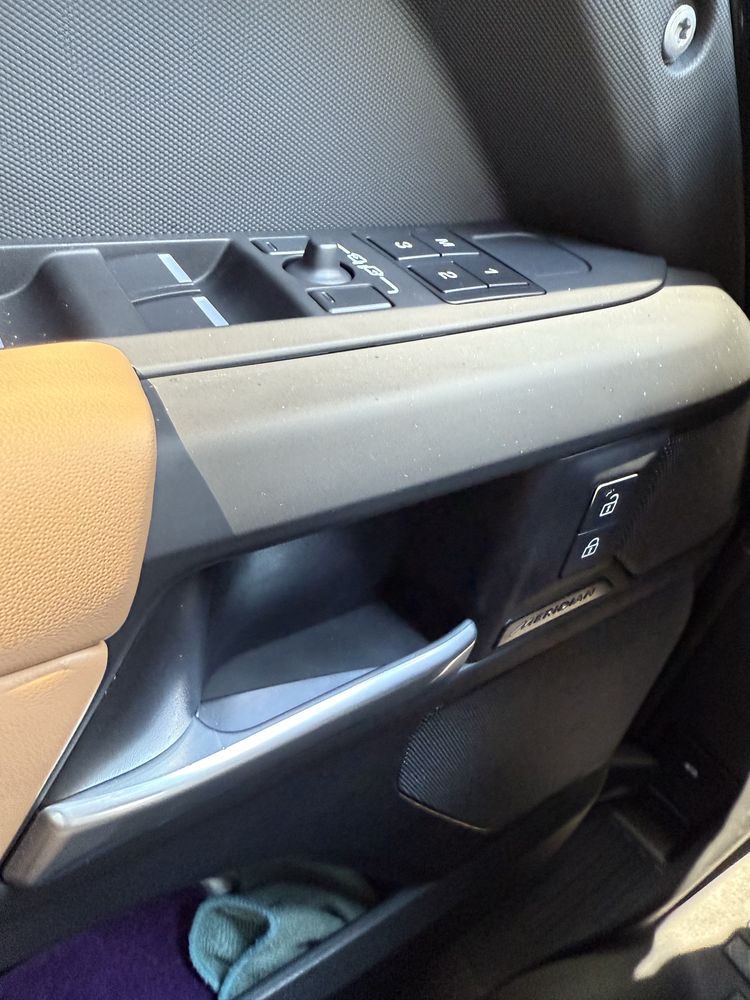 Land rover defender X- dynamic HSE black edition