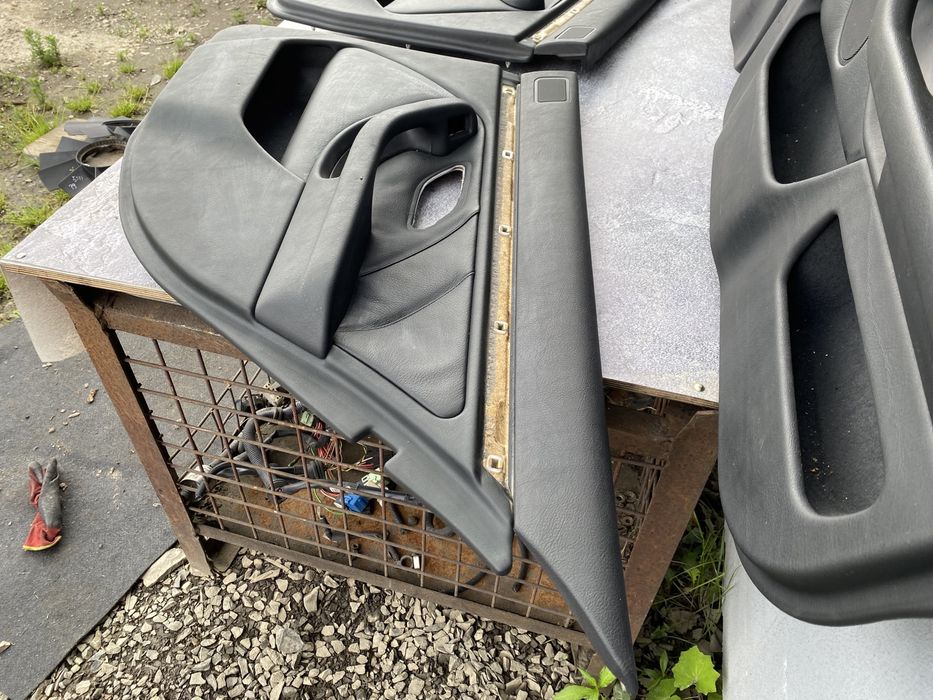 Карти BMW E39 Шкіра Чорна БМВ Е39 Кожа Карта Дверна