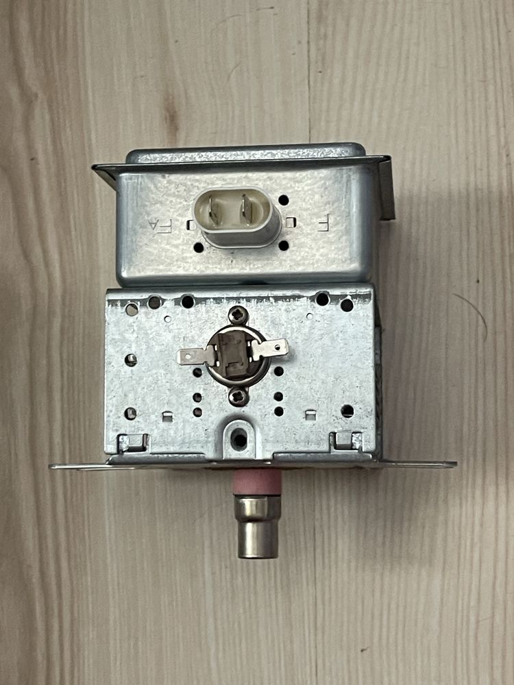 магнетрон Toshiba 2M172AJ(X) магнітрон микрохвильовці