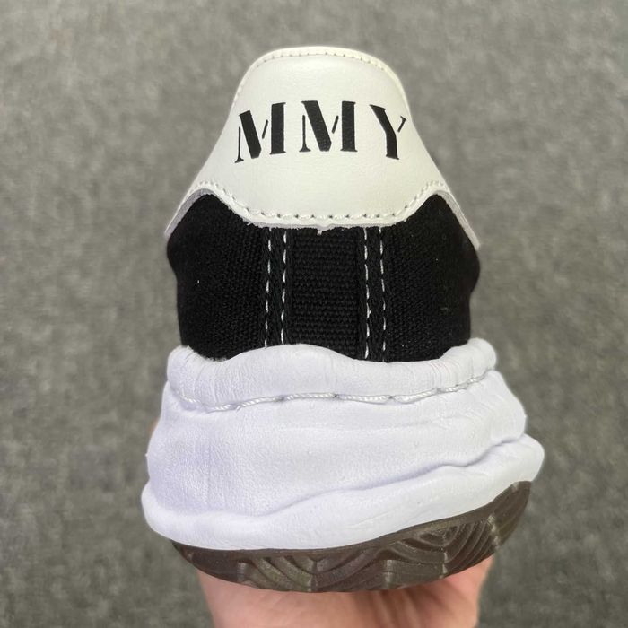 Maison Mihara Yasuhiro Blakey OG Sole Canvas Low
Black No Logo