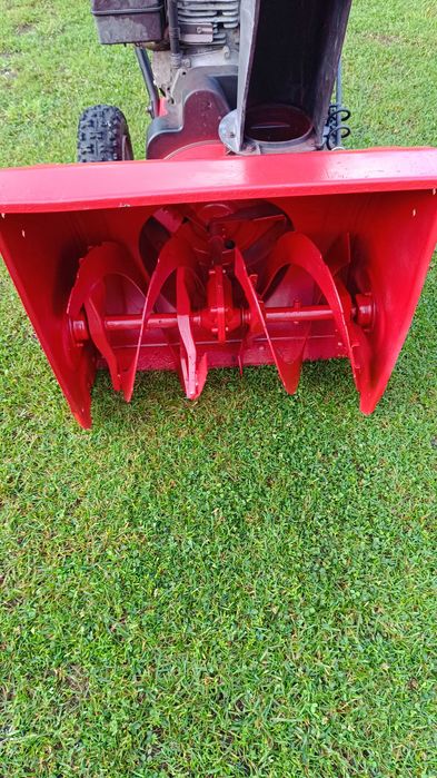 Odśnieżarka spalinowa z napędem MTD