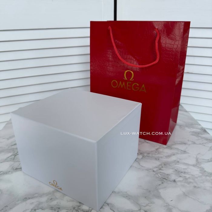 Фирменная коробка под часы Omega